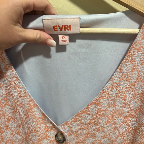 EVRI Floral Button Dress - Picture 2 of 2